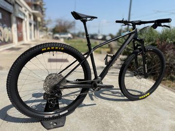 Gebrauchtes Orbea ALMA M50 2024 2024 Mountainbike, Schwarz, 29 — Bild 4 von 9