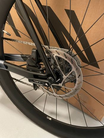 Canyon Ultimate CF 7 AXS 2026 2026 Road & Gravel usato, Grigio chiaro — immagine 8 di 15