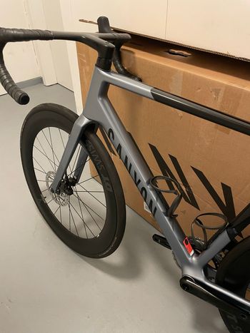 Canyon Ultimate CF 7 AXS 2026 2026 Road & Gravel usato, Grigio chiaro — immagine 4 di 15