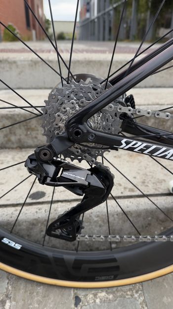 Spezialized S-works SL8 2024 Road & Gravel usato, Rosso — immagine 4 di 7