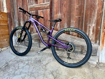 Used Bird Aether SRAM GX Eagle AXS 2023 Mountainbike, Purple — image 7 of 9