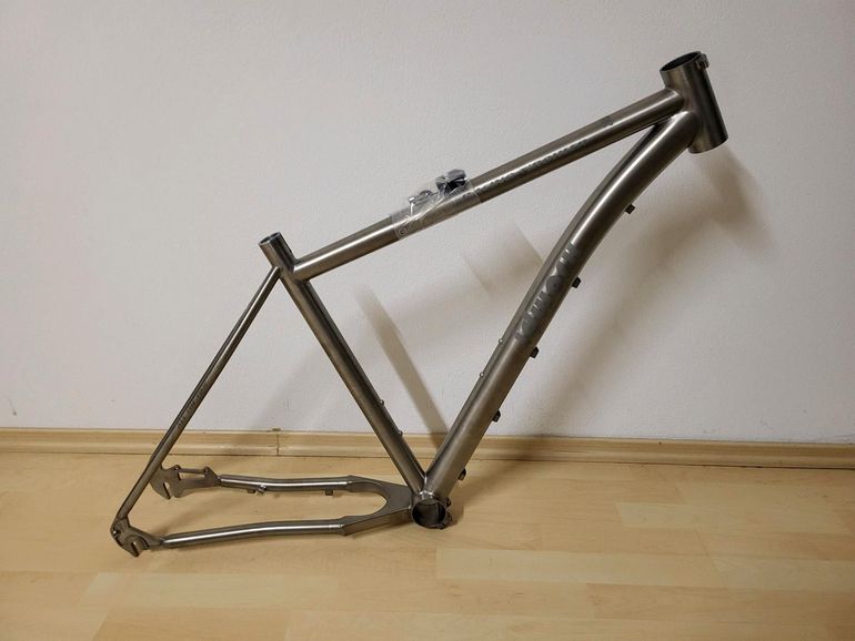 Used Idworkx Racing TiRohler Frameset NEU Rohloff 2014 Mountainbike, Light Gray — image 5 of 6