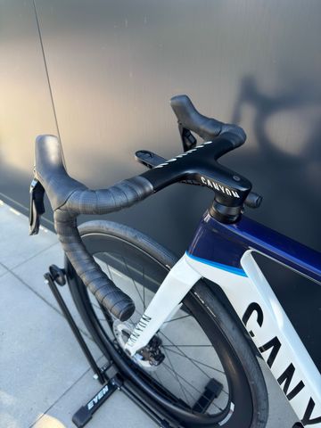 Brugt Canyon Aeroad CFR Disc Di2 2023 2023 Road & Gravel — billede 14 af 16