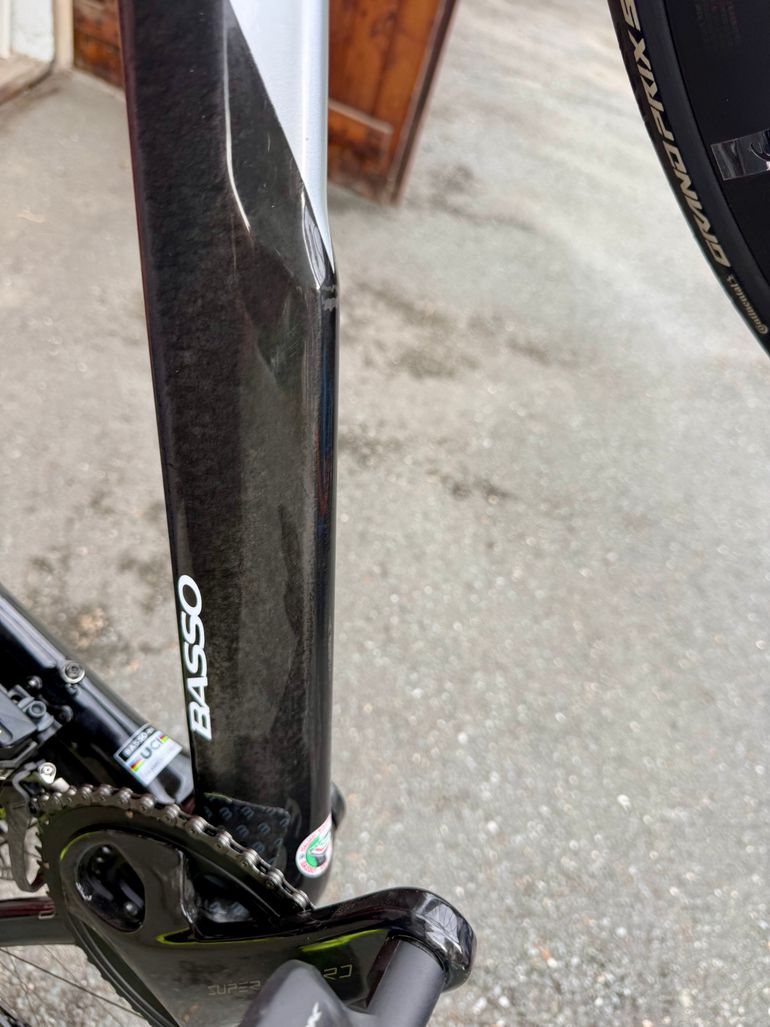 Použité Basso SV Vivo Rosso 56 cm Campagnolo Super Record 13 Fulcrum Sharq 2026 2026 Road & Gravel — obrázek 13 z 16