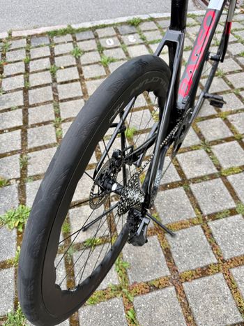 Použité Basso SV Vivo Rosso 56 cm Campagnolo Super Record 13 Fulcrum Sharq 2026 2026 Road & Gravel — obrázek 6 z 16