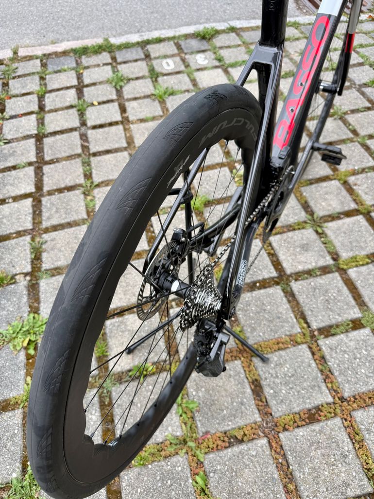 Použité Basso SV Vivo Rosso 56 cm Campagnolo Super Record 13 Fulcrum Sharq 2026 2026 Road & Gravel — obrázek 6 z 16