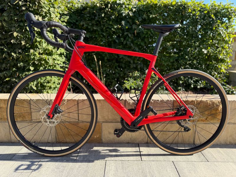 Used BMC Roadmachine AMP THREE 2023 2023 Road & Gravel