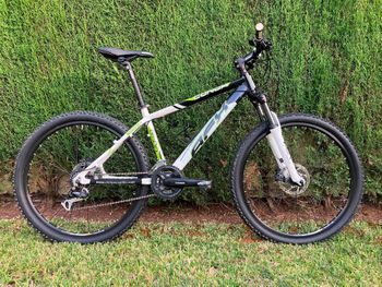 Used Conor Custom Shimano Alivio 2010 Mountainbike, Green — image 1 of 8