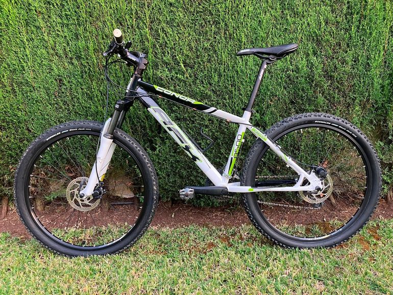 Used Conor Custom Shimano Alivio 2010 Mountainbike, Green — image 2 of 8