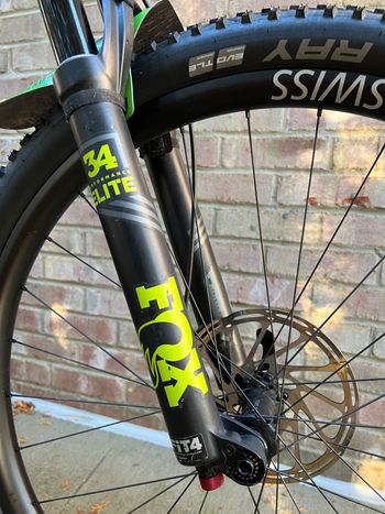 Used Cannondale Trigger 2 2018 2018 Mountainbike, Light Gray — image 3 of 11
