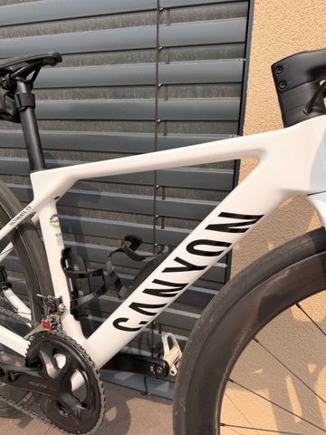 Used Canyon Ultimate CF 7 2026 2026 Road & Gravel, White — image 5 of 17