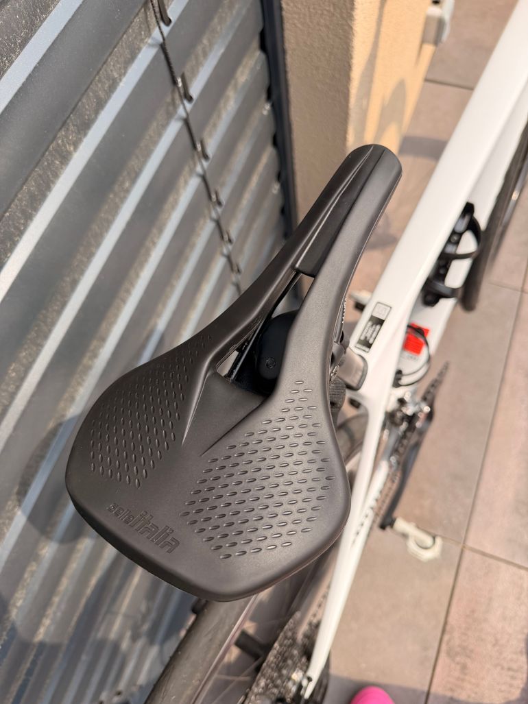 Used Canyon Ultimate CF 7 2026 2026 Road & Gravel, White — image 12 of 17