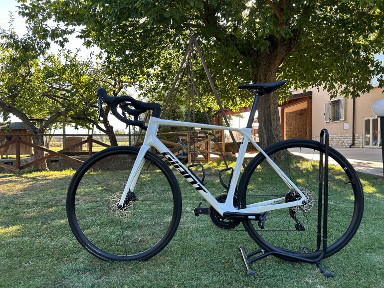 Brugt Giant TCR Advanced 2 2025 2025 Road & Gravel — billede 2 af 5