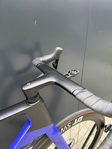 Brugt Canyon Aeroad CF SLX 8 Di2 2024 2024 Road & Gravel — billede 7 af 16