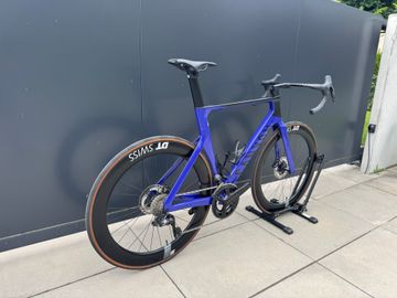 Brugt Canyon Aeroad CF SLX 8 Di2 2024 2024 Road & Gravel — billede 2 af 16