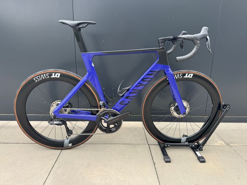 Używany Canyon Aeroad CF SLX 8 Di2 2024 2024 Road & Gravel