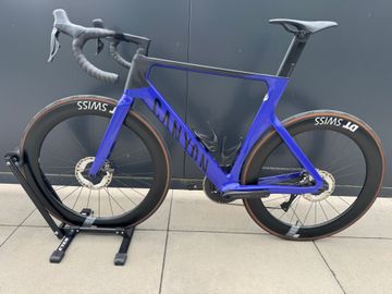 Brugt Canyon Aeroad CF SLX 8 Di2 2024 2024 Road & Gravel — billede 11 af 16