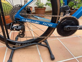 Gebrauchtes Factor Custom SRAM Force eTap AXS 2023 Road & Gravel, Blau — Bild 3 von 14