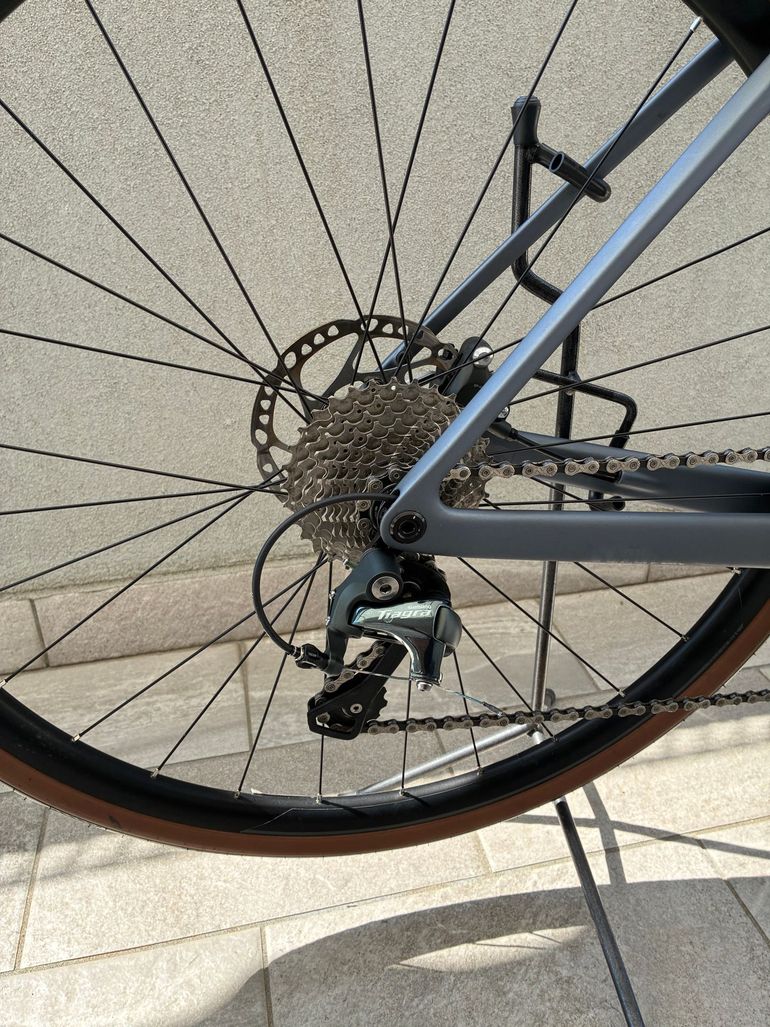 Tweedehands Scott Addict 40 2024 2024 Road & Gravel — afbeelding 3 van 18