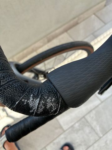 Used Scott Addict 40 2024 2024 Road & Gravel, Light Gray — image 17 of 18
