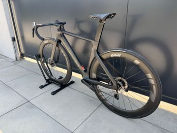 Używany Canyon Aeroad CFR Di2 2024 2024 Road & Gravel — zdjęcie 11 z 16