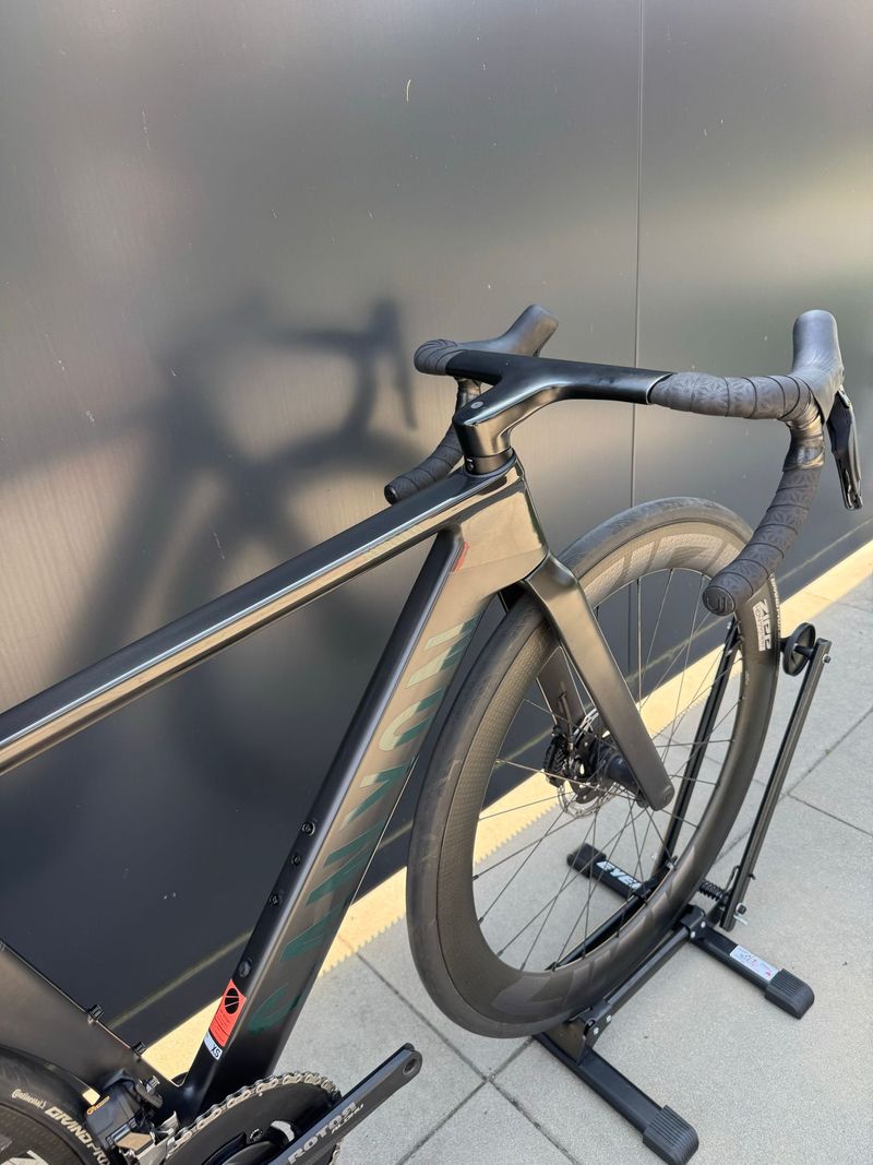 Używany Canyon Aeroad CFR Di2 2024 2024 Road & Gravel — zdjęcie 7 z 16