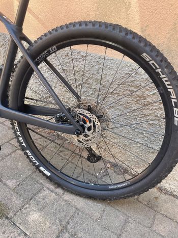 Použité Canyon Exceed Shimano Deore 2024 Mountainbike — obrázek 4 z 6