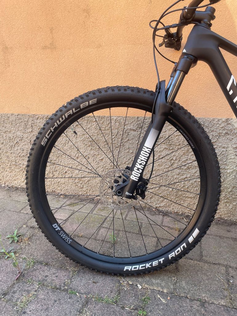 Použité Canyon Exceed Shimano Deore 2024 Mountainbike — obrázek 5 z 6