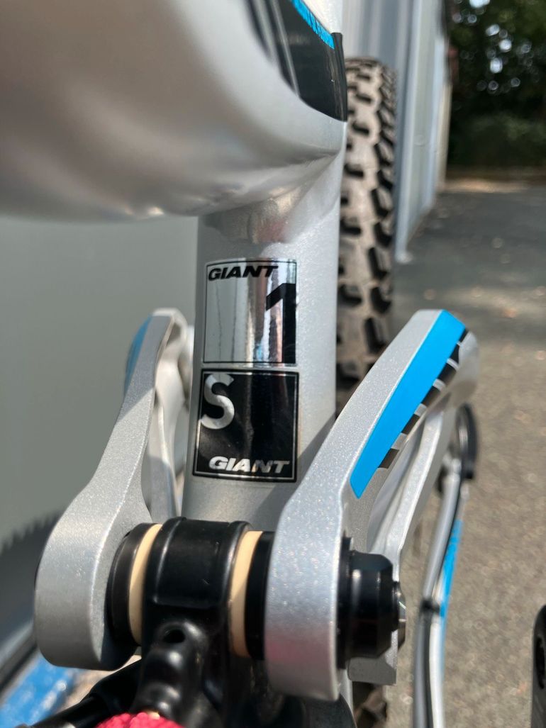 Używany Giant Trance 27.5 1 2014 2014 Mountainbike — zdjęcie 6 z 20