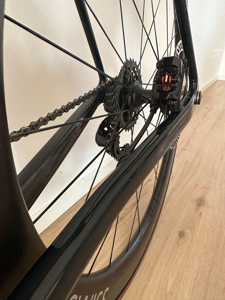 Used Canyon Ultimate Shimano Dura Ace Di2 2020 Road & Gravel, Blue — image 12 of 16