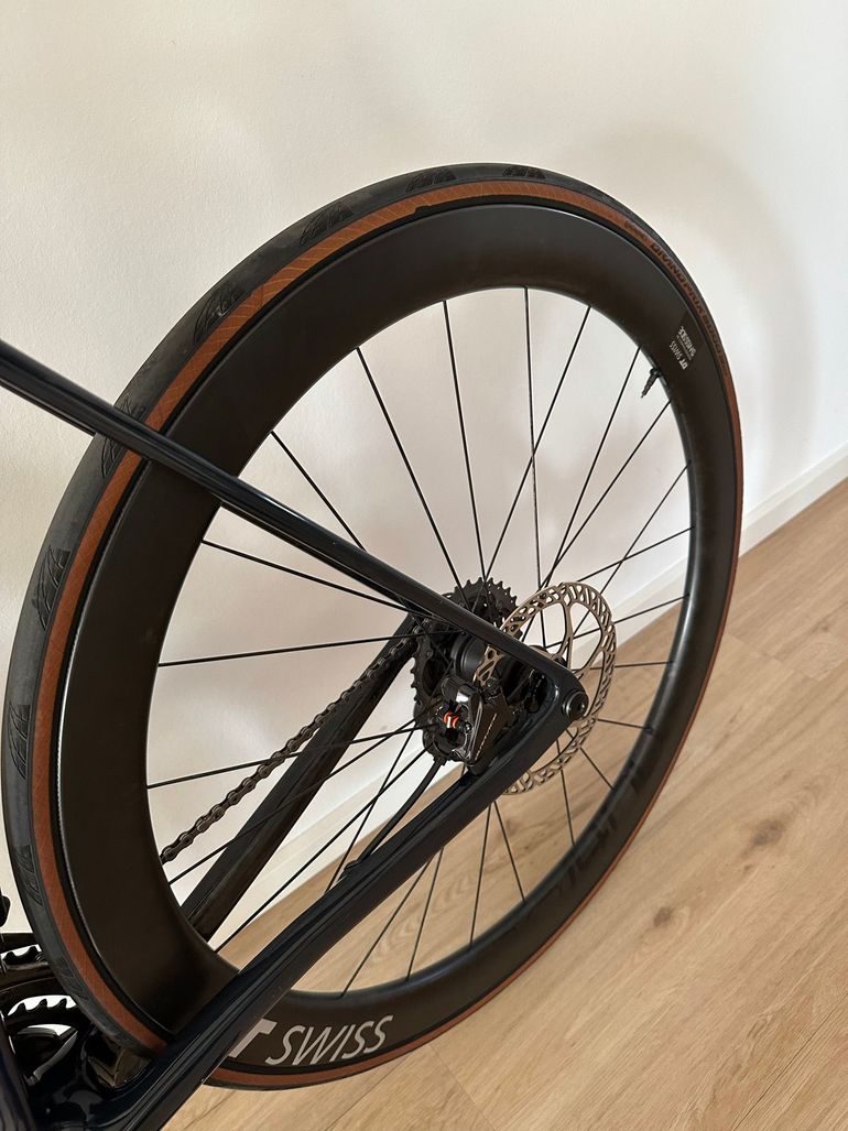 Used Canyon Ultimate Shimano Dura Ace Di2 2020 Road & Gravel, Blue — image 11 of 16