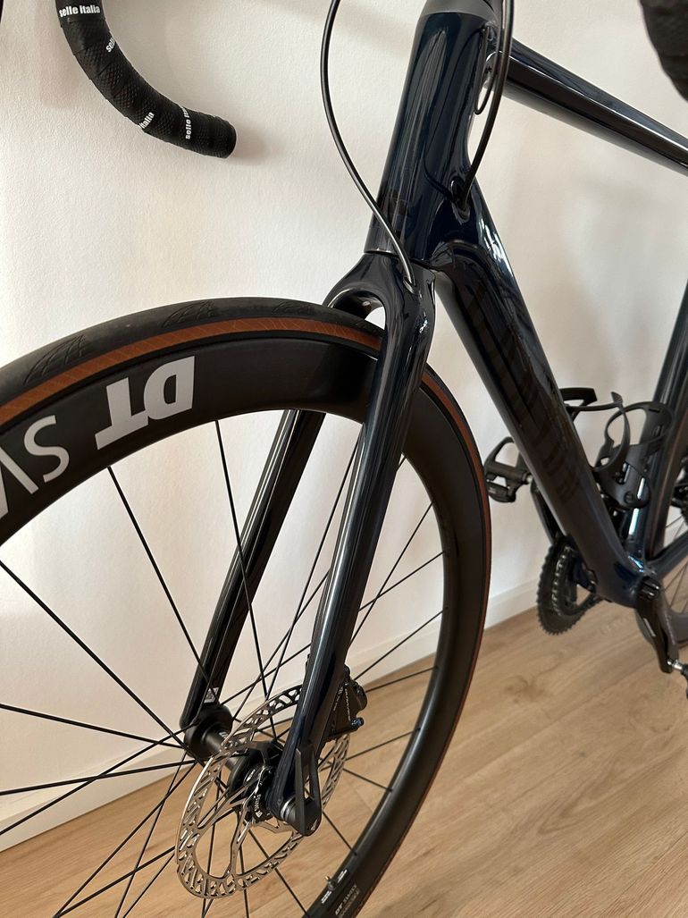 Used Canyon Ultimate Shimano Dura Ace Di2 2020 Road & Gravel, Blue — image 14 of 16