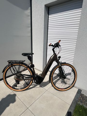 Used KTM Macina ride Shimano Deore XT 2021 Urban & Touring