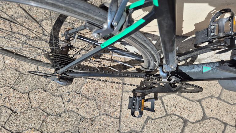Used CUBE ATTAIN 2017 2017 Road & Gravel, Green — image 4 of 13