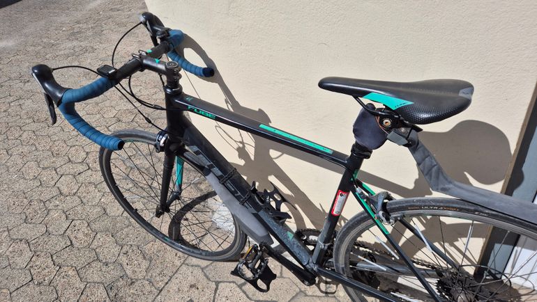 Used CUBE ATTAIN 2017 2017 Road & Gravel, Green — image 5 of 13