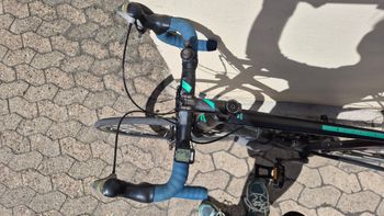 Used CUBE ATTAIN 2017 2017 Road & Gravel, Green — image 10 of 13