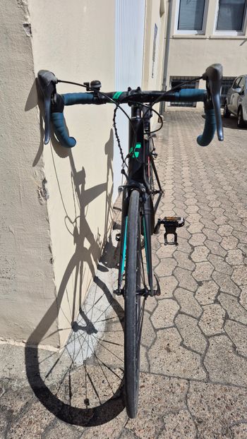 Used CUBE ATTAIN 2017 2017 Road & Gravel, Green — image 9 of 13