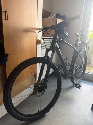Brugt CUBE Aim Shimano Acera 2023 Mountainbike — billede 2 af 7