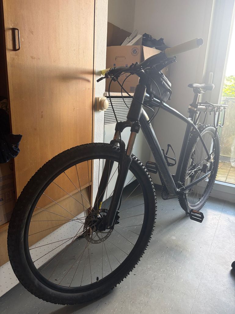 Brugt CUBE Aim Shimano Acera 2023 Mountainbike — billede 2 af 7