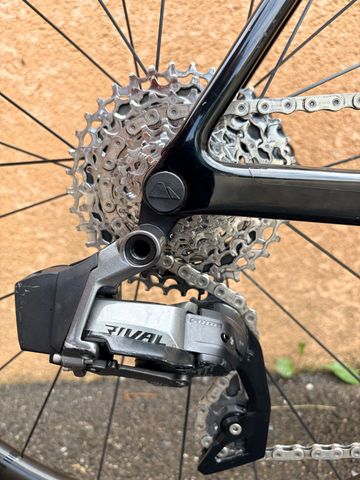 Brugt Canyon Ultimate SRAM Rival eTap AXS 2024 Road & Gravel — billede 6 af 11