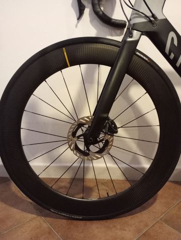 Gebrauchtes Canyon Aeroad CF SL 8 Disc 2021 2021 Road & Gravel, Schwarz — Bild 9 von 16