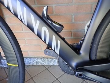 Tweedehands Canyon Aeroad Shimano Ultegra 2021 Road & Gravel — afbeelding 18 van 35