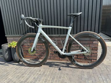 Tweedehands Specialized Allez Sprint Comp 2025 2025 Road & Gravel