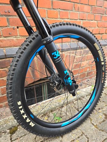 Käytetty Giant Trance Shimano Deore XT 2019 Mountainbike — kuva 13 / 22