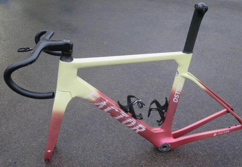 Used Factor OSTRO VAM 2022 Frameset 2022 Road & Gravel, Orange — image 2 of 3
