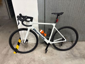 Bianchi Sprint 105 2025 2025 Road & Gravel usato, Bianco — immagine 2 di 4