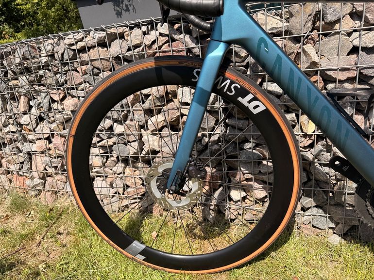 Brugt Canyon Ultimate CF SLX 8 Di2 2024 2024 Road & Gravel — billede 12 af 16