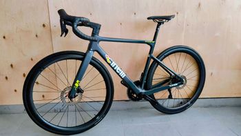 Gebrauchtes Cinelli Pressure ADR Shimano 105 Di2 2026 Road & Gravel, Hellgrau — Bild 1 von 8
