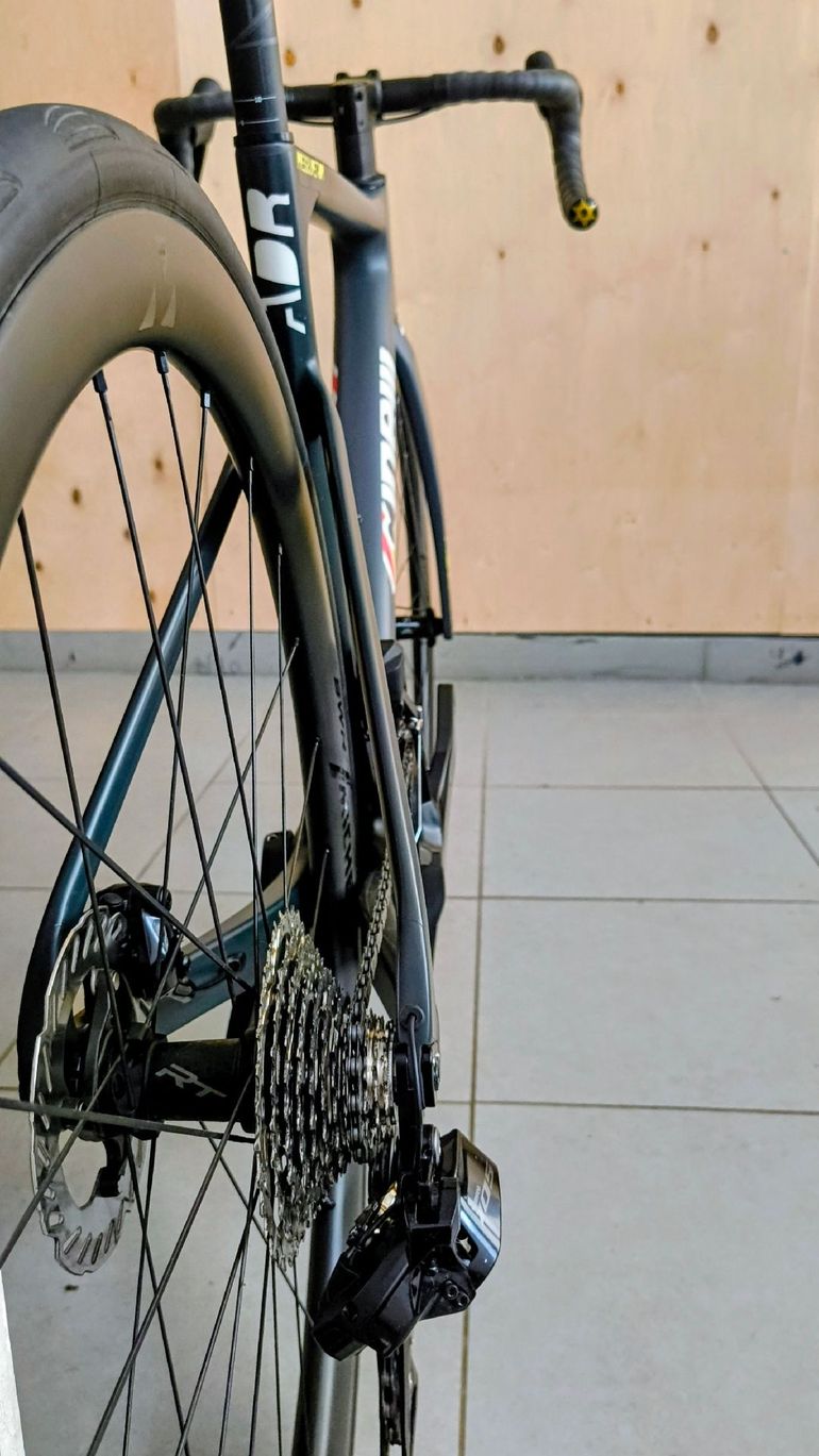 Gebrauchtes Cinelli Pressure ADR Shimano 105 Di2 2026 Road & Gravel, Hellgrau — Bild 7 von 8