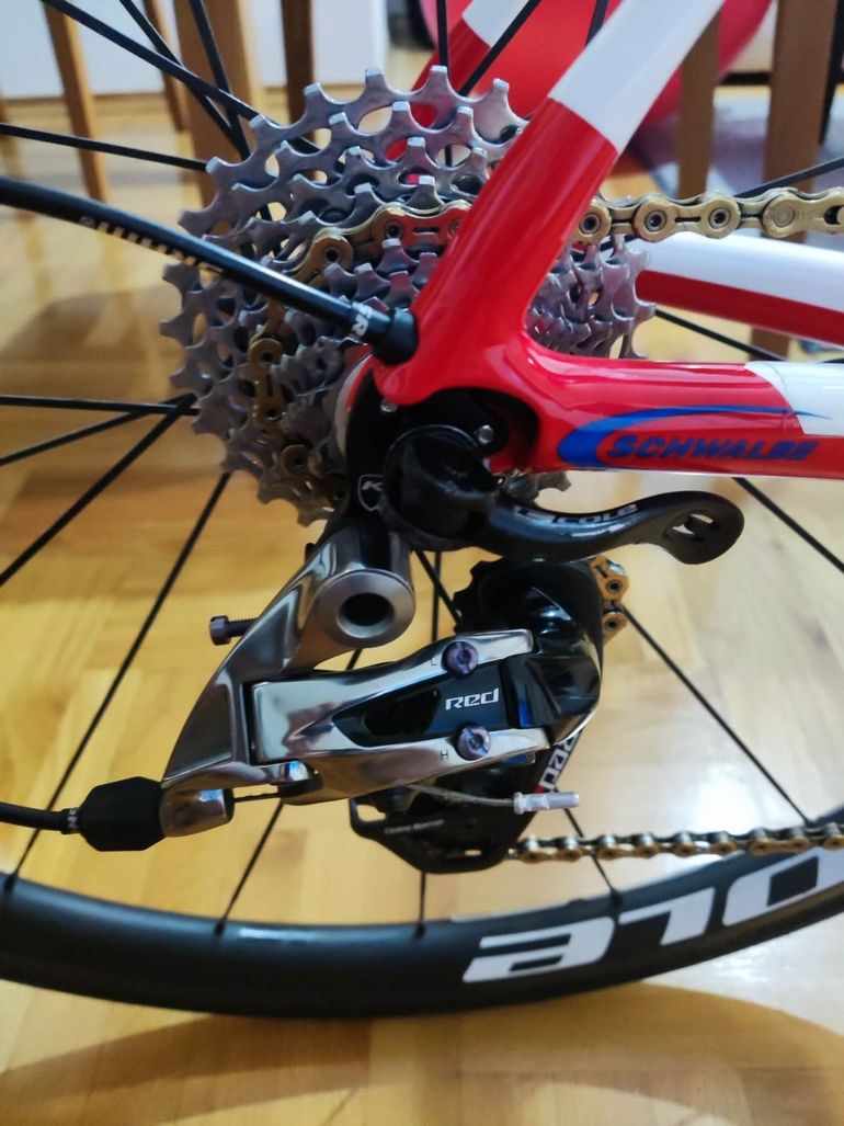 Used Kuota Khan 2018 Road & Gravel, Red — image 6 of 8